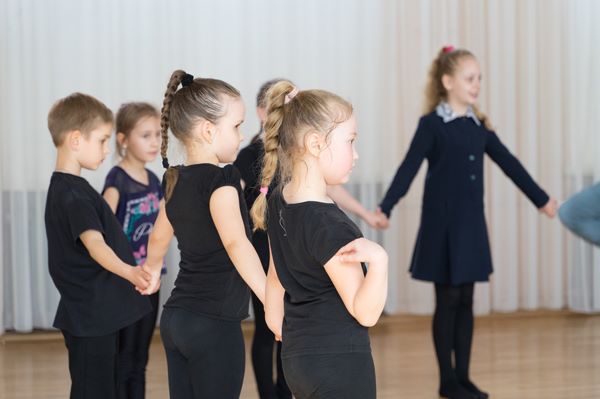 Zajęcia tańca towarzyskiego dla dzieci